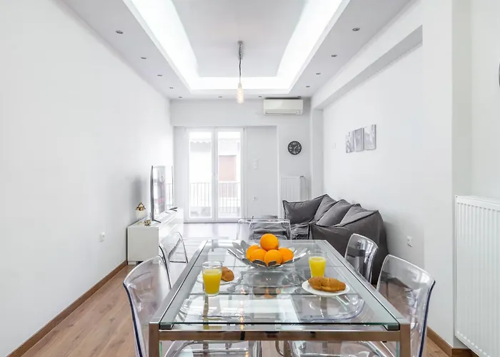 Cozy Apartment - Greecing